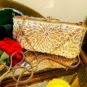 ♥️ Stunningly gorgeous seed bead vintage Walborg purse, 1950s-60s